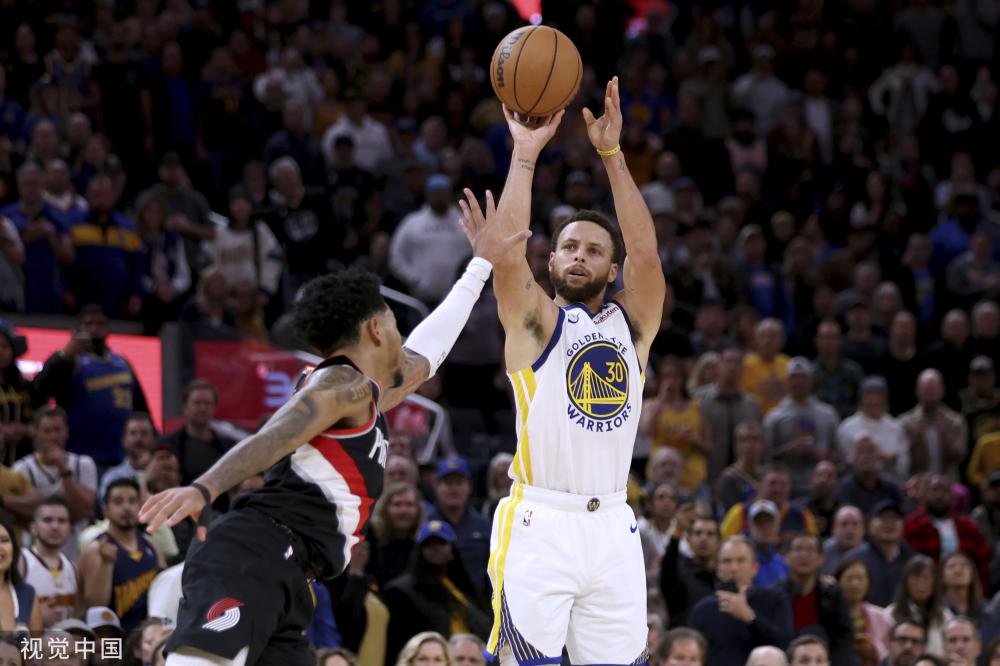 果断的射门 果断的射门