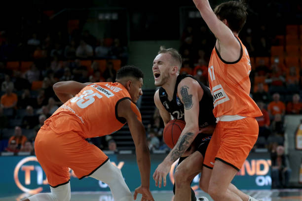 他的球队以 他的球队以