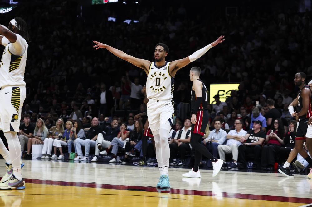 巨星回到家 巨星回到家